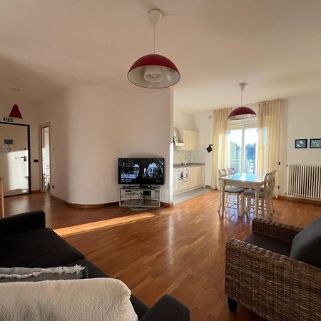 Dea Apartments Albenga Luaran gambar