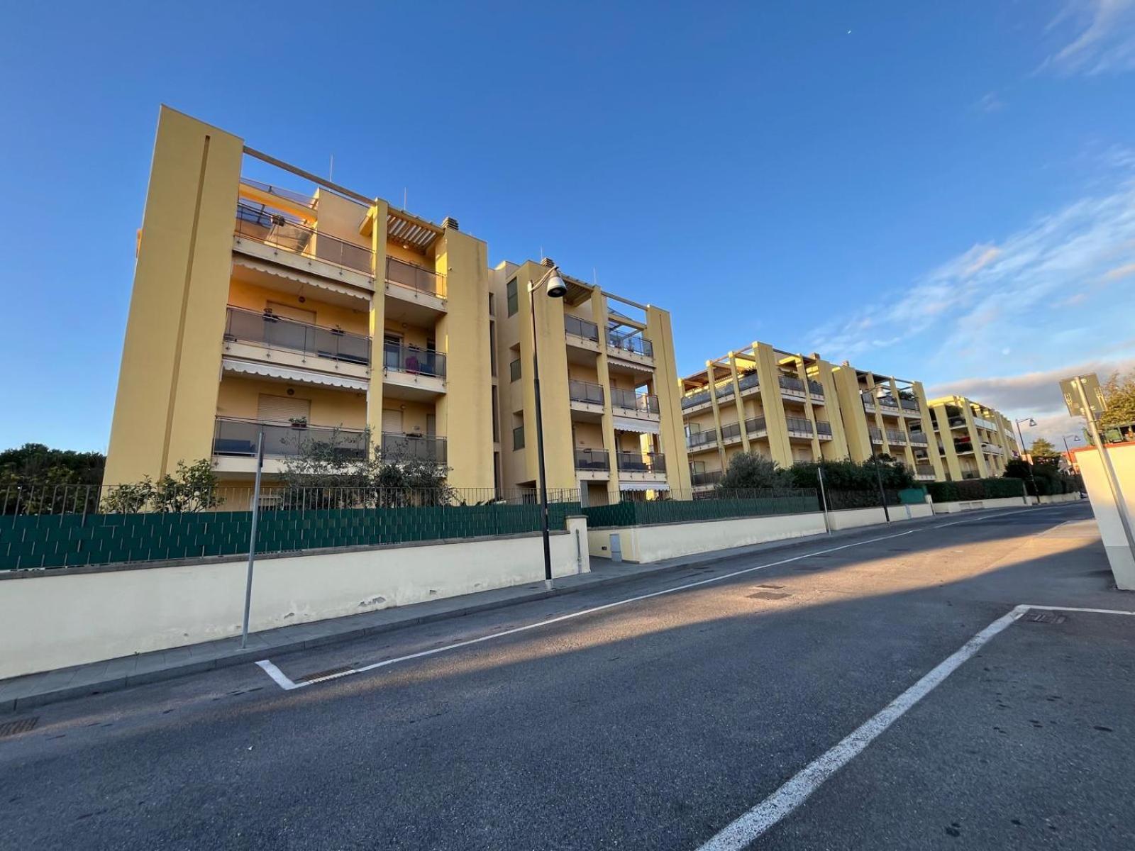Dea Apartments Albenga Luaran gambar