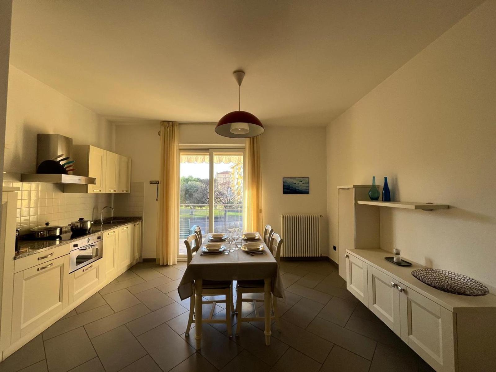 Dea Apartments Albenga Luaran gambar