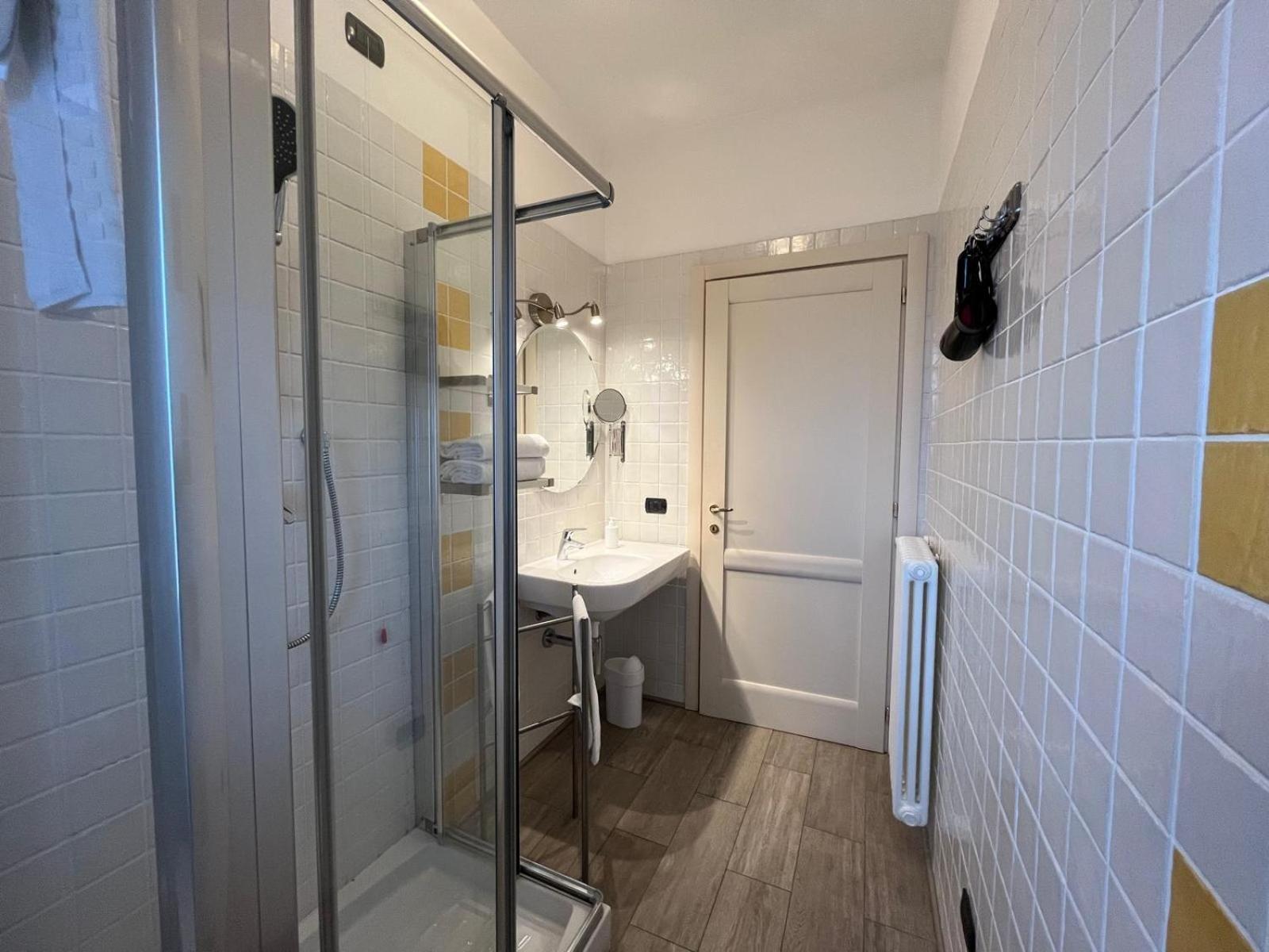 Dea Apartments Albenga Luaran gambar